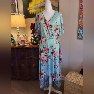 Chic Floral High-Low Dress in Blue